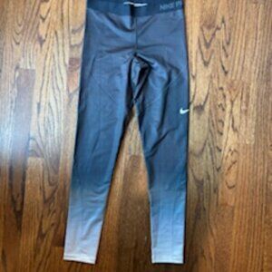 Nike Pro Hyperwarm Training black and white Ombre leggings